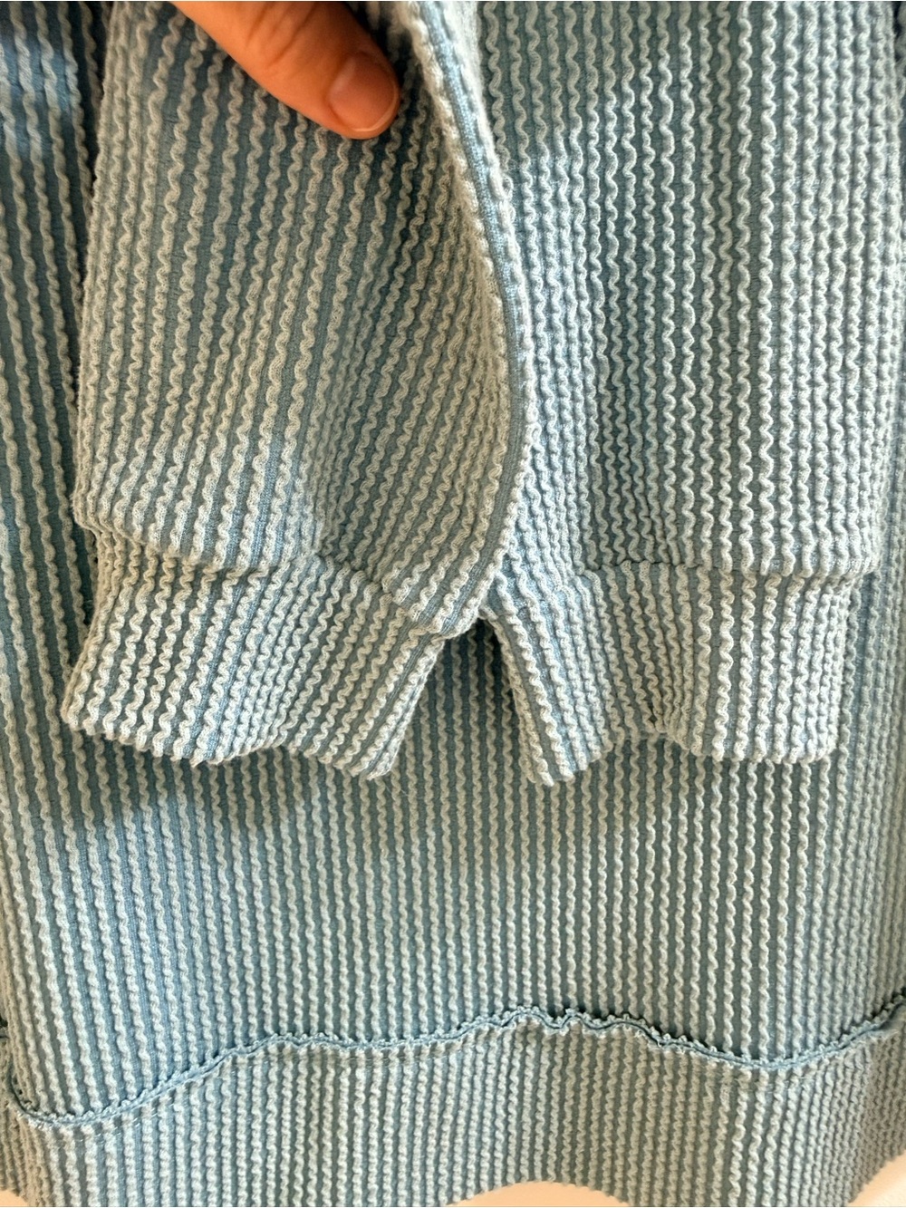 Jolie Waffle Knit Oversized Pullover Top Blue Size Small V neck - Picture 7 of 11
